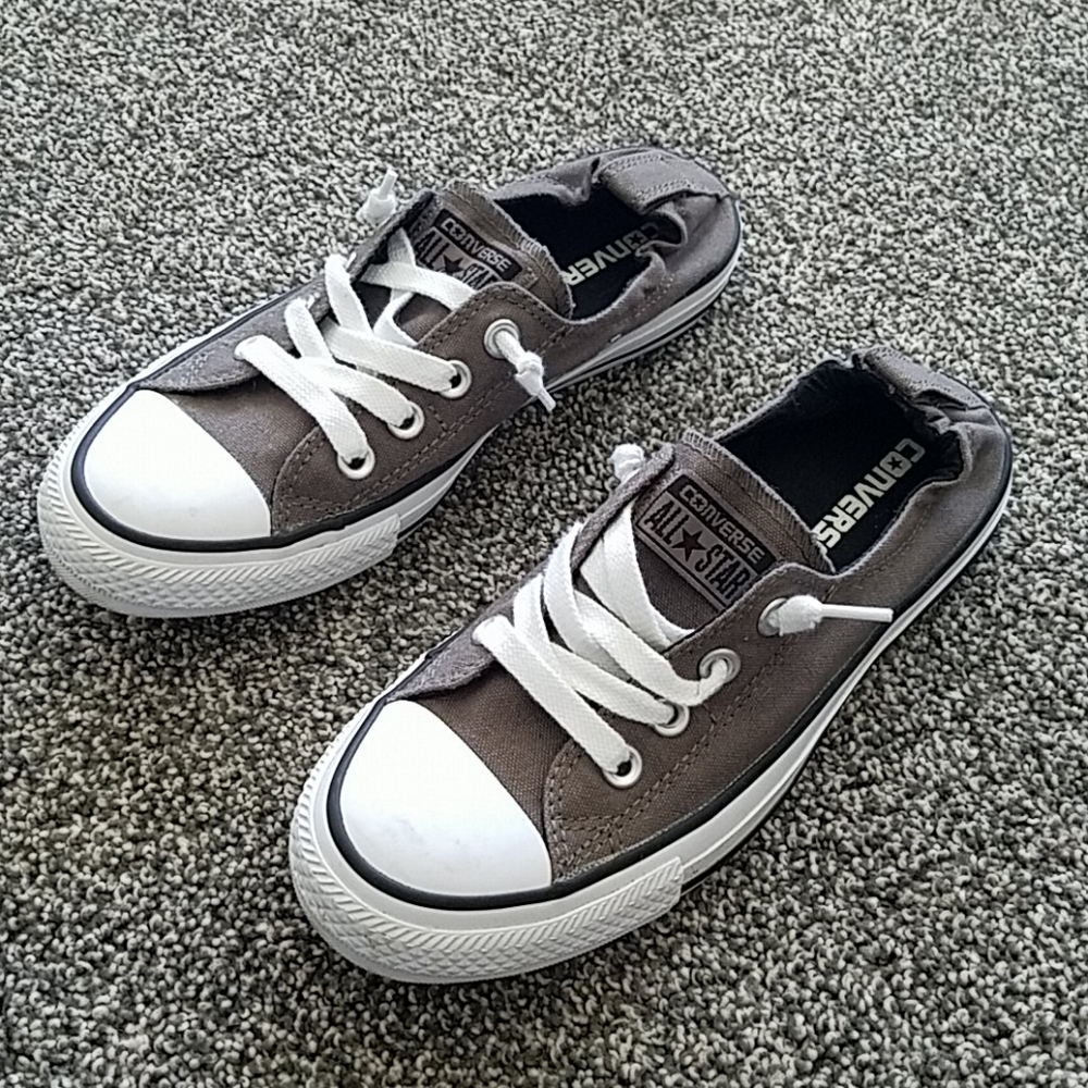 Converse women shoes size 7